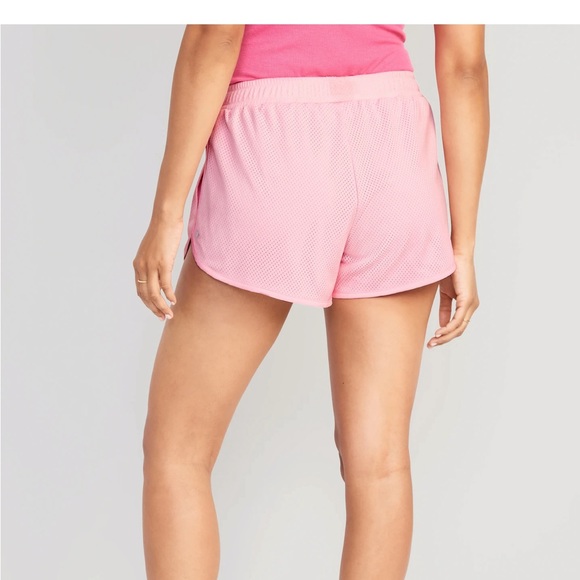 NWT OLD NAVY Mid-Rise StretchTech Dolphin-Hem Run Shorts -- 3-inch inseam - Picture 2 of 9